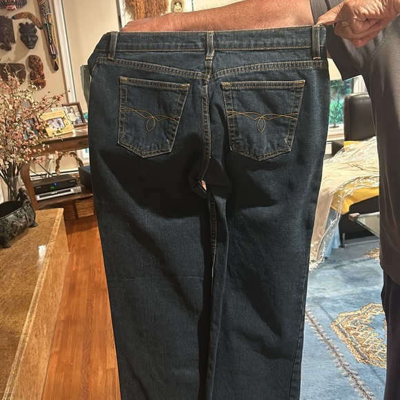 Jeans - Picture 2 of 4